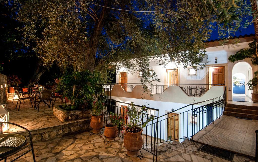 Rizos Bay Sarakiniko Hotel Sarakiniko  Exterior foto